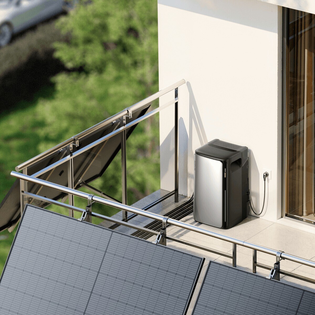 EcoFlow STREAM Ultra installé sur un balcon avec ses panneaux solaires