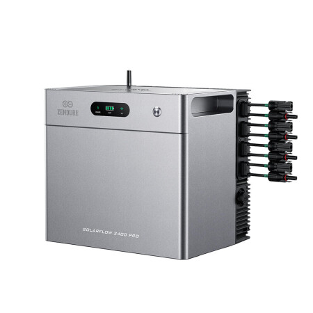 Zendure SolarFlow 2400 Pro - connecteurs MC4 des 4 entr&eacute;es photovolta&iuml;ques